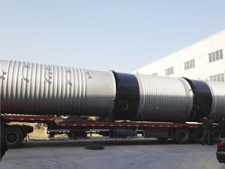 內(nèi)，外冷卻罐